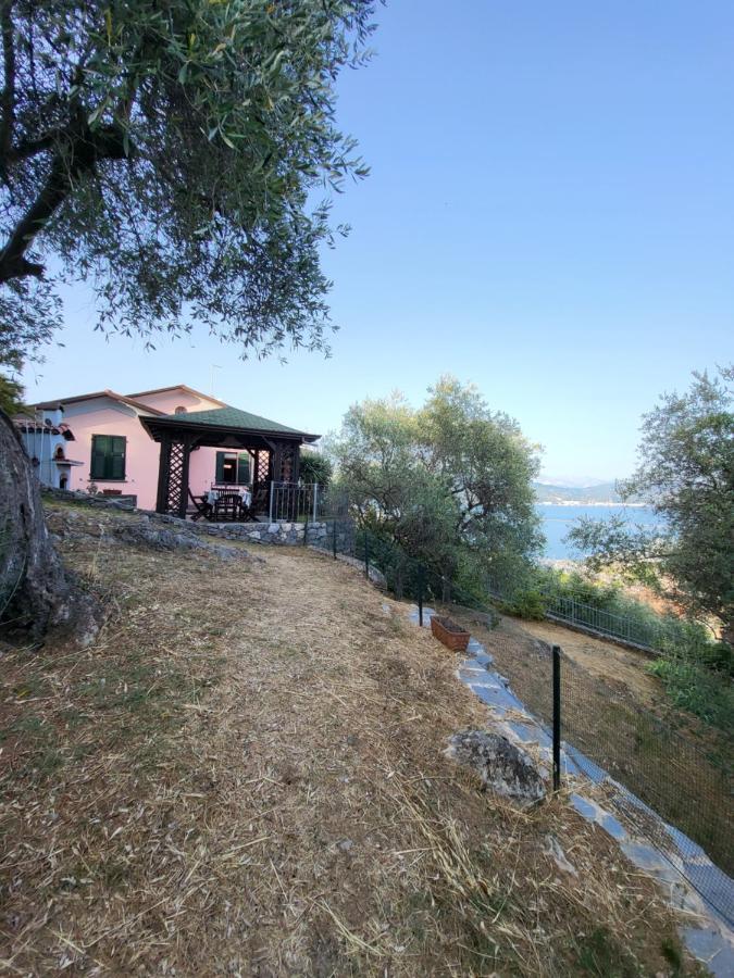 Villa Il Pettirosso Ла-Спеція Екстер'єр фото